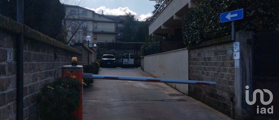 Three-room apartment of 81 m² in Campagnano di Roma (00063)