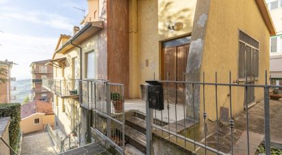 Appartamento 7 locali di 191 m² a Osimo (60027)