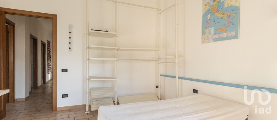 Appartamento 7 locali di 191 m² a Osimo (60027)