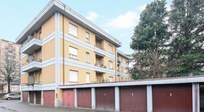 Three-room apartment of 112 m² in Giussano (20833)