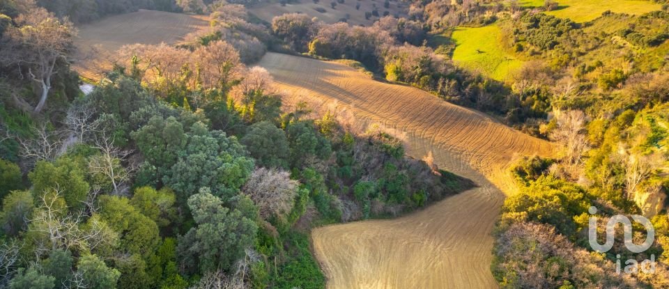 Rustico 7 locali di 280 m² in Grottammare (63066)