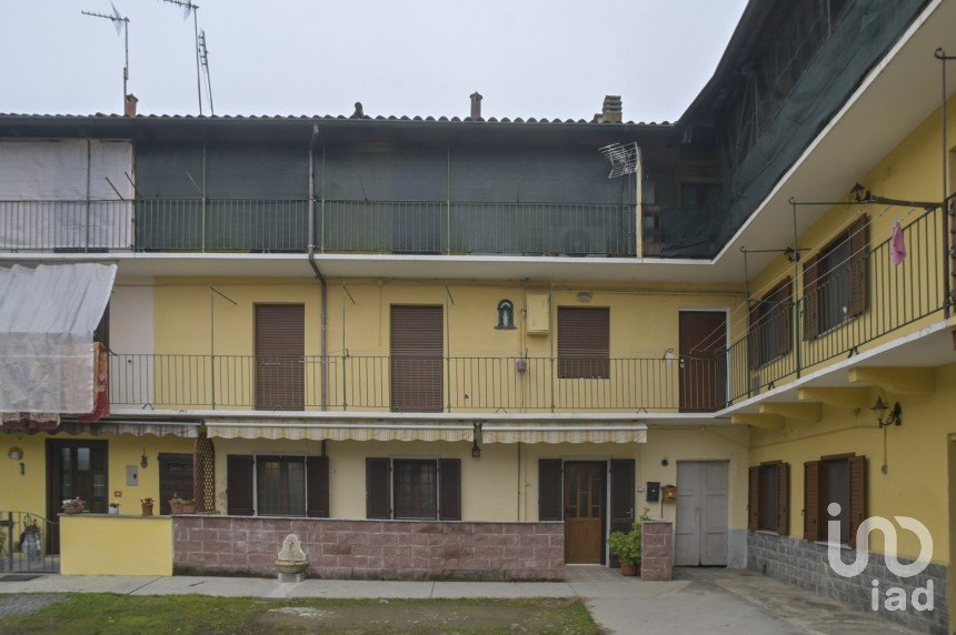 Two-room apartment of 65 m² in Caselle Torinese (10072)