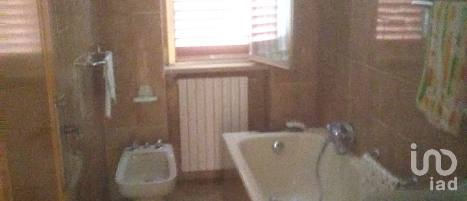 House 4 rooms of 148 m² in Castel Frentano (66032)