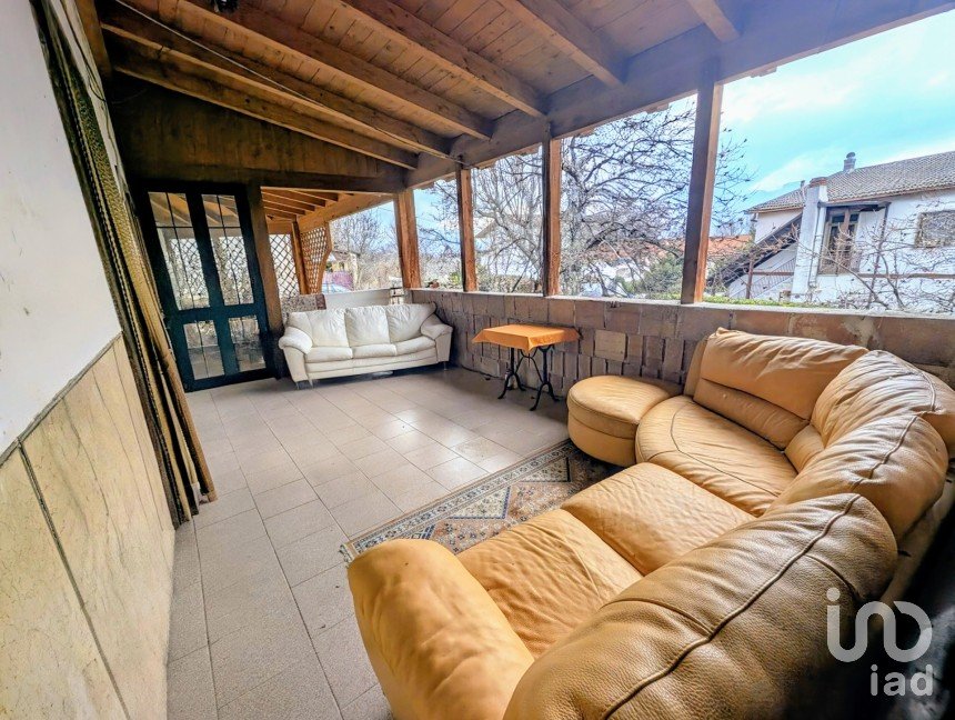 Village house 5 rooms of 107 m² in Pratola Peligna (67035)