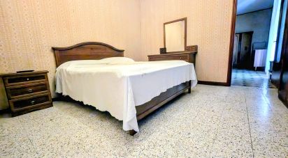 Casa di paese 5 locali di 107 m² in Pratola Peligna (67035)