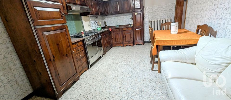 Village house 5 rooms of 107 m² in Pratola Peligna (67035)