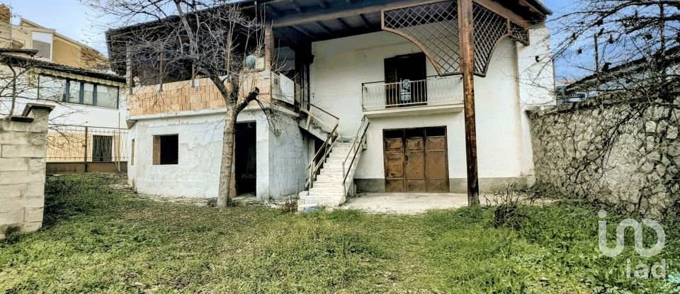 Village house 5 rooms of 107 m² in Pratola Peligna (67035)