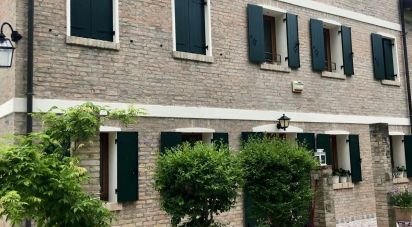 Country home 5 rooms of 220 m² in Zenson di Piave (31050)