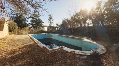 Casale 8 locali di 420 m² in Casale Monferrato (15033)