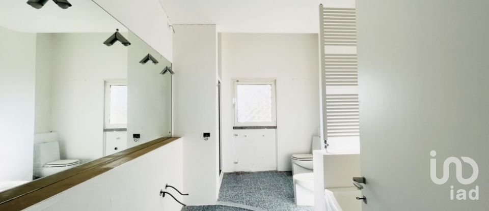 Farm 8 rooms of 420 m² in Casale Monferrato (15033)