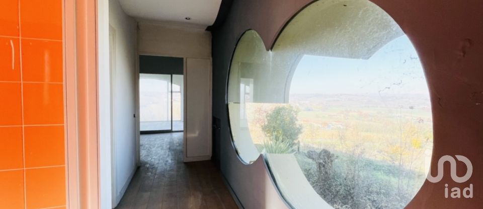 Farm 8 rooms of 420 m² in Casale Monferrato (15033)