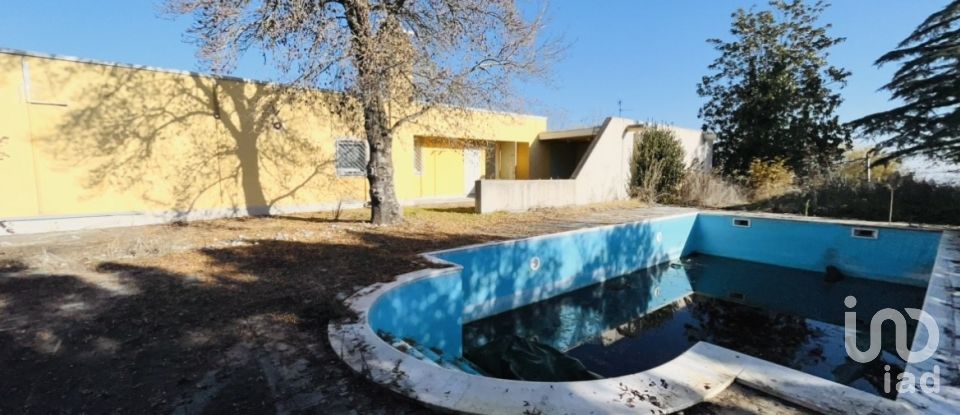 Farm 8 rooms of 420 m² in Casale Monferrato (15033)