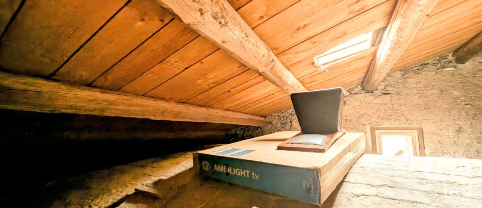 House 11 rooms of 146 m² in Popoli (65026)