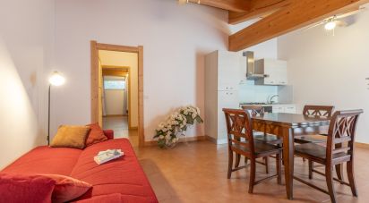 Bilocale di 65 m² a Sirolo (60020)