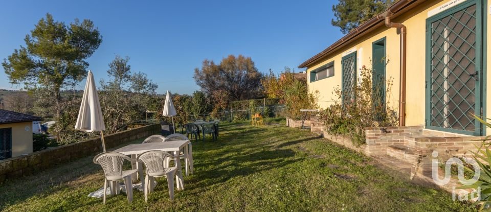 Two-room apartment of 65 m² in Sirolo (60020)