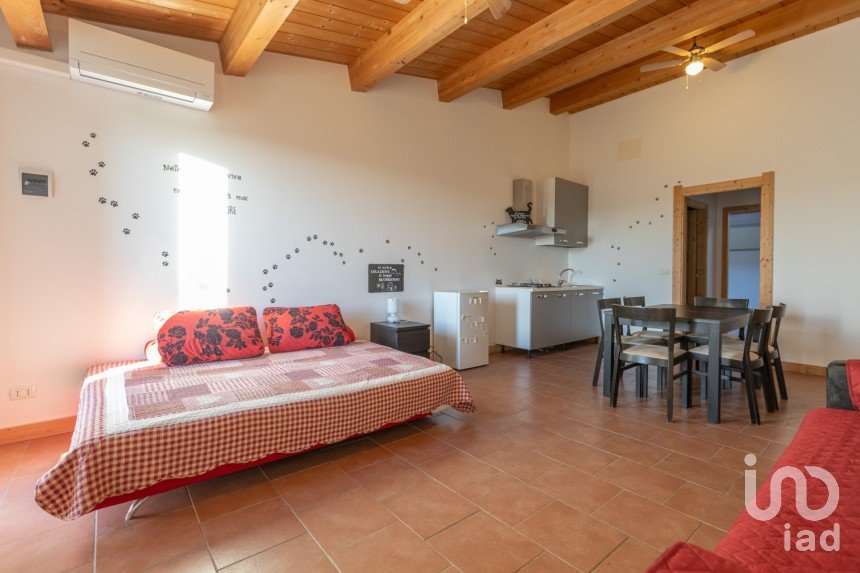 Two-room apartment of 55 m² in Sirolo (60020)