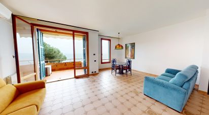 Appartamento 6 locali di 110 m² a Arenzano (16011)