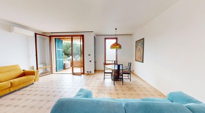 Appartamento 6 locali di 110 m² a Arenzano (16011)