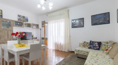 Loft 6 locali di 179 m² a Osimo (60027)