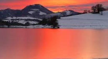 Rustico 4 locali di 193 m² in Cingoli (62011)