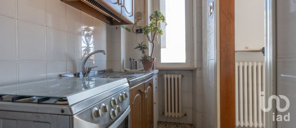 Apartment 5 rooms of 112 m² in Ancona (60128)