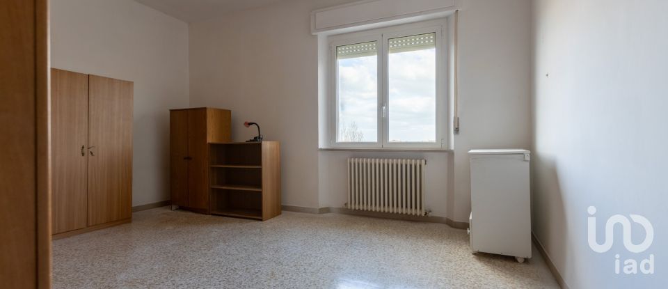 Apartment 5 rooms of 112 m² in Ancona (60128)