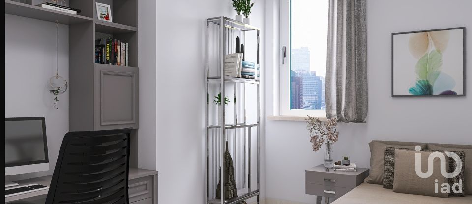 Trilocale di 102 m² a Varedo (20814)