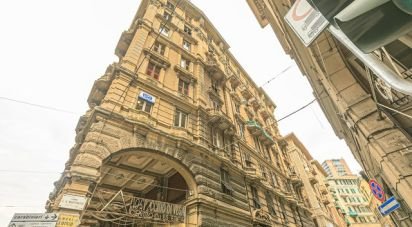 Appartamento 6 locali di 219 m² a Genova (16149)