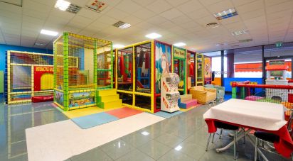 Pizzeria of 310 m² in San Zeno Naviglio (25010)