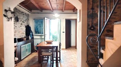 Casa indipendente / Villa 5 locali di 150 m² in Varazze (17019)