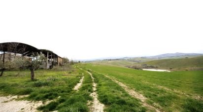 Casa indipendente / Villa 15 locali di 303 m² in Bellante (64020)