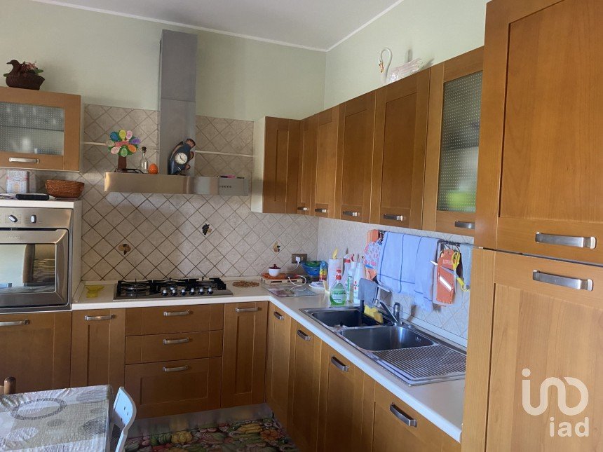 House 18 rooms of 380 m² in Bellante (64020)