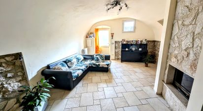 Abitazione 8 locali di 195 m² in Sulmona (67039)