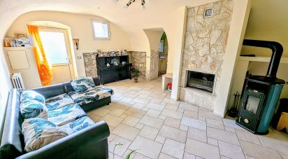 Abitazione 8 locali di 195 m² in Sulmona (67039)