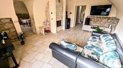 Abitazione 8 locali di 195 m² in Sulmona (67039)