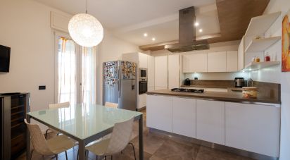 Casa indipendente / Villa 19 locali di 614 m² in Castel Goffredo (46042)