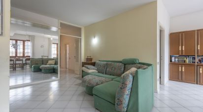 Appartamento 5 locali di 162 m² a Osimo (60027)