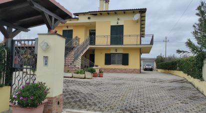 Casale 14 locali di 270 m² in Cugnoli (65020)