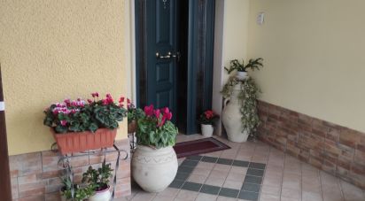 Casale 14 locali di 270 m² in Cugnoli (65020)
