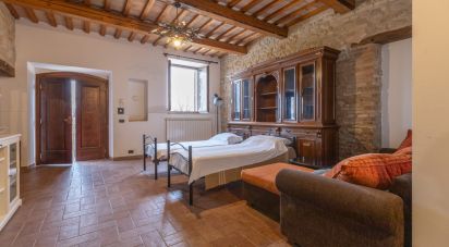 Abitazione 15 locali di 420 m² in Treia (62010)