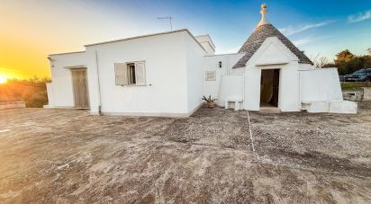 Trullo 3 locali di 70 m² in Cisternino (72014)