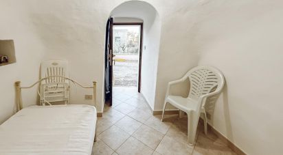 Trullo 3 locali di 70 m² in Cisternino (72014)