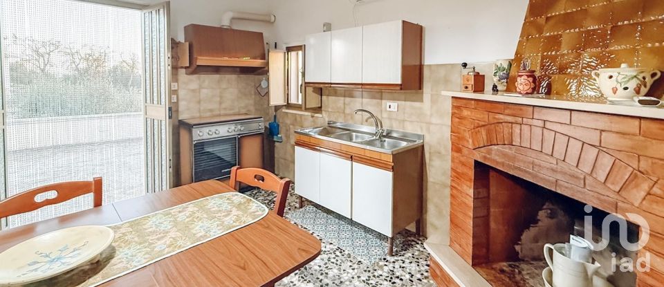 Horses property 3 rooms of 70 m² in Cisternino (72014)