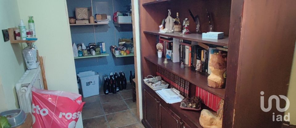 Casa indipendente / Villa 11 locali di 150 m² in Pieve d'Olmi (26040)