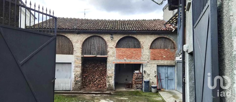 House 6 rooms of 140 m² in Grognardo (15010)