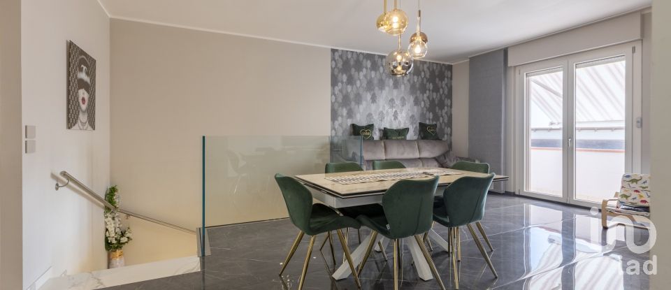 Casa indipendente / Villa 5 locali di 167 m² in Castelfidardo (60022)