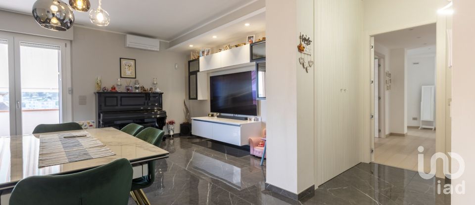 Casa indipendente / Villa 5 locali di 167 m² in Castelfidardo (60022)