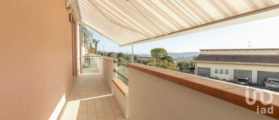 Casa indipendente / Villa 5 locali di 167 m² in Castelfidardo (60022)