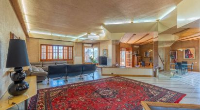 Casale 16 locali di 575 m² in Manduria (74024)