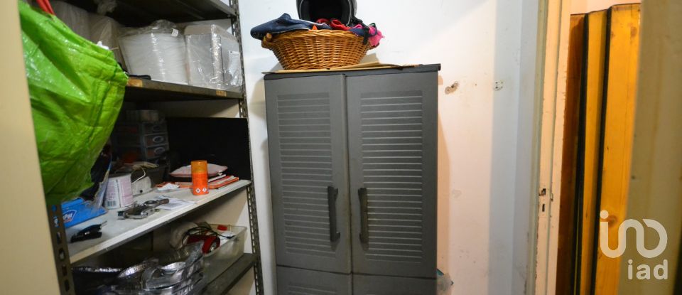 Attività locali di 45 m² in Genova (16138)